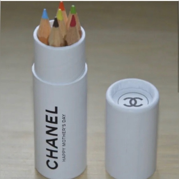 Auth CHANEL RARE collectible colored pencil set. Still in plastic. Never used - Picture 1 of 6